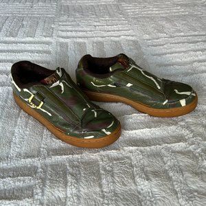 L.A.M.B. x Royal Elastics x Gwen Stefani slip-on camo print sneakers size 8, GUC